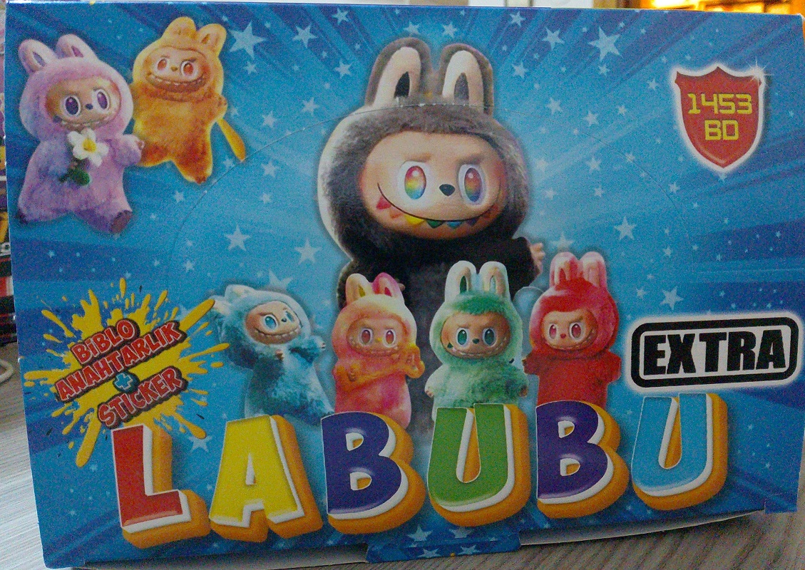 Oyun kartı / Labubu Extra (biblo anahtarlık + Sticker)